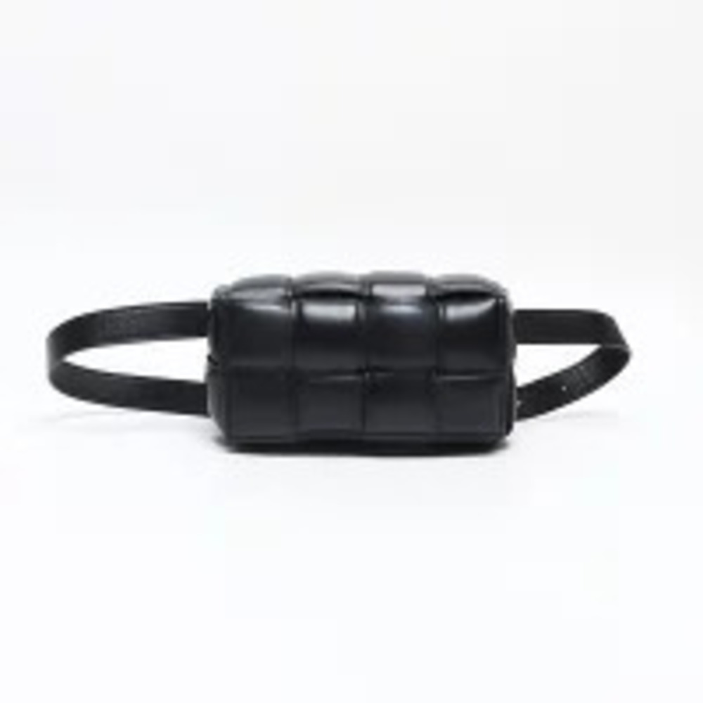 Bottega Veneta Maxi Intrecciato Padded Cassette Leather Shoulder Bag Black